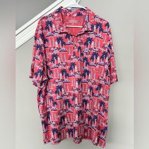 Men’s XXL Vineyard Vines Edgartown polo in great condition!